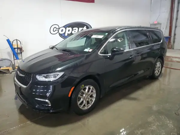 2C4RC1BGXPR621325 2023 CHRYSLER PACIFICA - Image 1