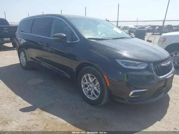 2C4RC1BGXPR627545 2023 CHRYSLER PACIFICA - Image 1