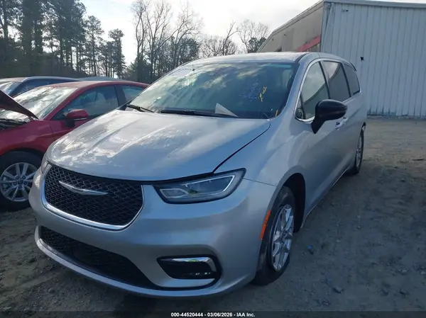 2C4RC1BGXRR128571 2024 CHRYSLER PACIFICA - Image 2