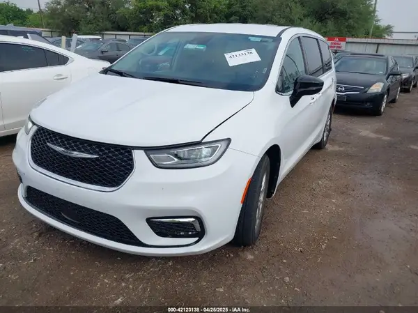 2C4RC1BGXRR145399 2024 CHRYSLER PACIFICA - Image 2