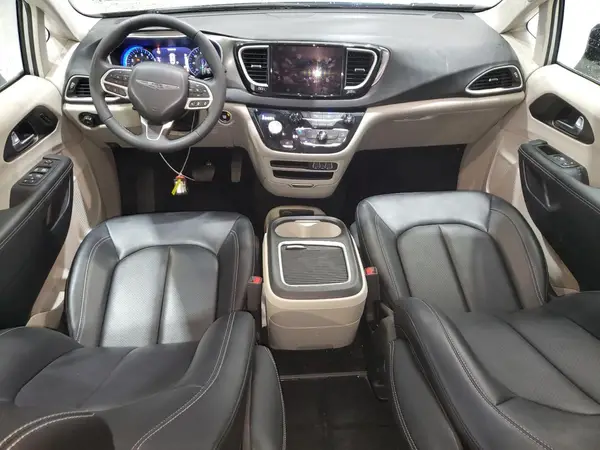 2C4RC1BGXRR147024 2024 CHRYSLER PACIFICA - Image 8