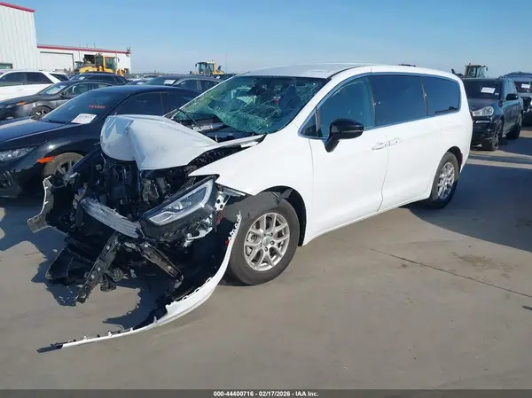 2C4RC1BGXRR151784 2024 CHRYSLER PACIFICA - Image 2