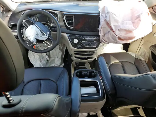 2C4RC1BGXRR165586 2024 CHRYSLER PACIFICA - Image 8