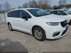 2C4RC1BGXRR165698 2024 CHRYSLER PACIFICA