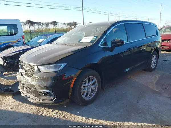 2C4RC1BGXSR506524 2025 CHRYSLER PACIFICA - Image 2