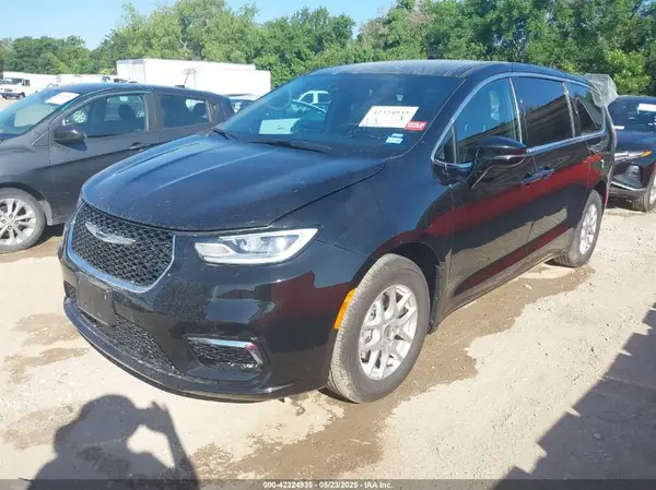 2C4RC1BGXSR530726 2025 CHRYSLER PACIFICA - Image 2