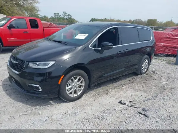 2C4RC1BGXSR532444 2025 CHRYSLER PACIFICA - Image 2