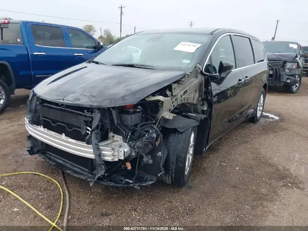 2C4RC1BGXSR532668 2025 CHRYSLER PACIFICA - Image 2