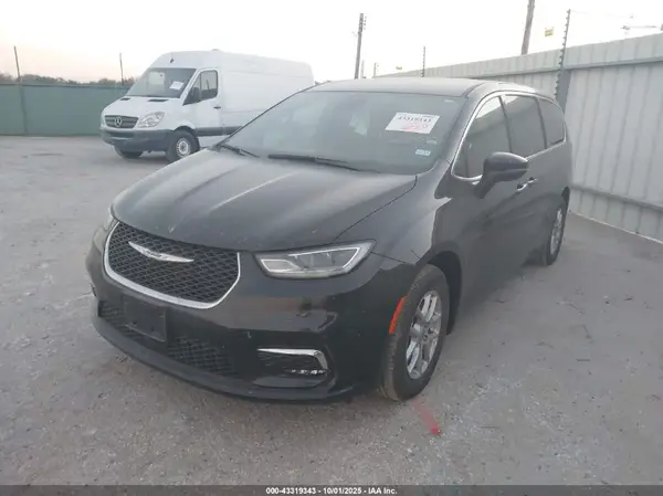 2C4RC1BGXSR532671 2025 CHRYSLER PACIFICA - Image 2