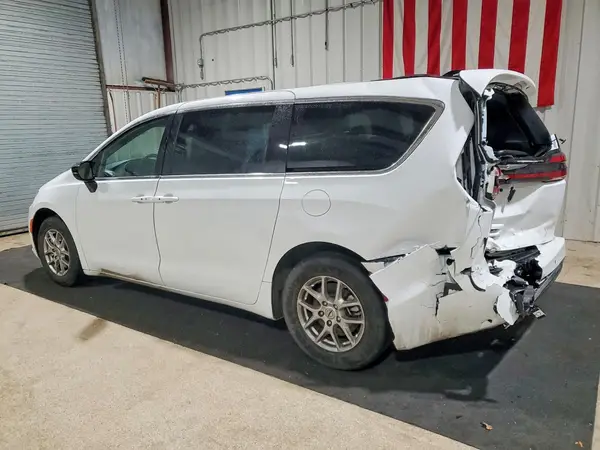 2C4RC1BGXSR539135 2025 CHRYSLER PACIFICA - Image 2