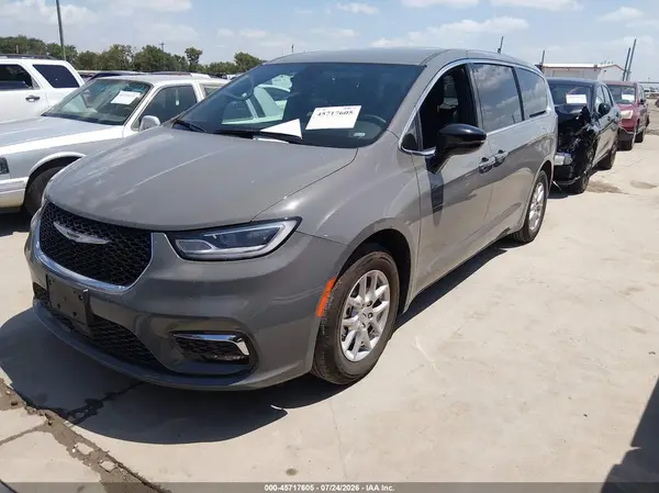 2C4RC1BGXSR554797 2025 CHRYSLER PACIFICA - Image 2