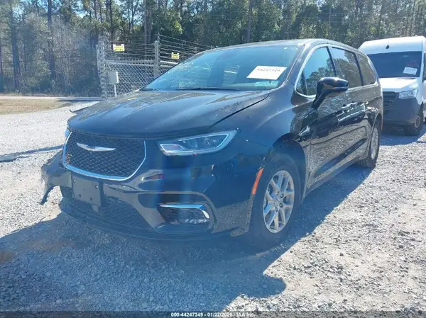 2C4RC1BGXSR556730 2025 CHRYSLER PACIFICA - Image 2