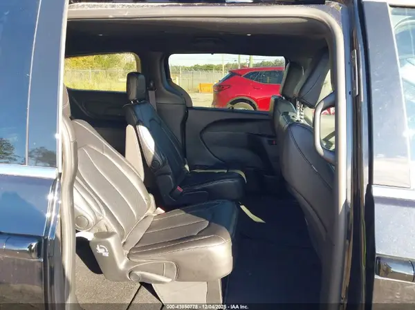 2C4RC1BGXSR575276 2025 CHRYSLER PACIFICA - Image 8