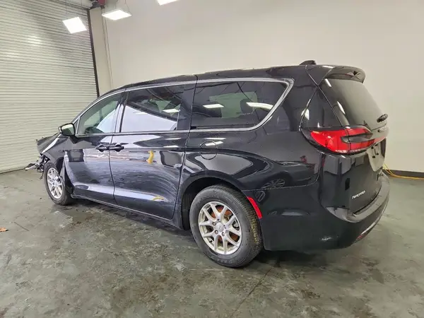 2C4RC1BGXSR599139 2025 CHRYSLER PACIFICA - Image 2