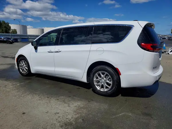 2C4RC1BGXSR614528 2025 CHRYSLER PACIFICA - Image 2