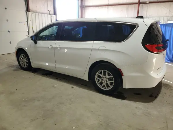 2C4RC1BGXTR156989 2026 CHRYSLER PACIFICA - Image 2