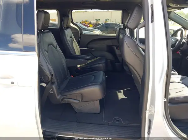 2C4RC1BGXTR171671 2026 CHRYSLER PACIFICA - Image 8