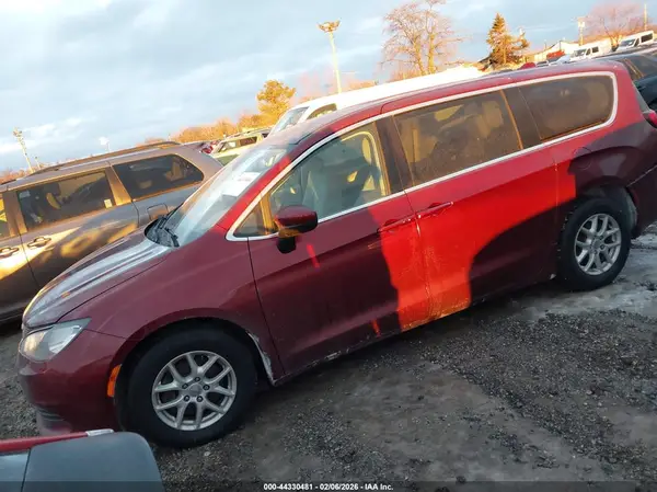 2C4RC1CG0HR516194 2017 CHRYSLER PACIFICA - Image 2