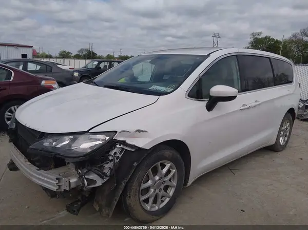 2C4RC1CG0HR591641 2017 CHRYSLER PACIFICA - Image 2
