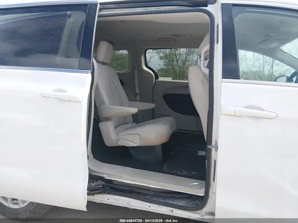 2C4RC1CG0HR591641 2017 CHRYSLER PACIFICA - Image 8