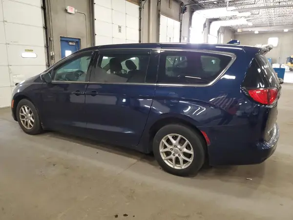2C4RC1CG0HR595592 2017 CHRYSLER PACIFICA - Image 2
