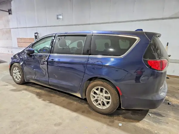 2C4RC1CG0HR657377 2017 CHRYSLER PACIFICA - Image 2