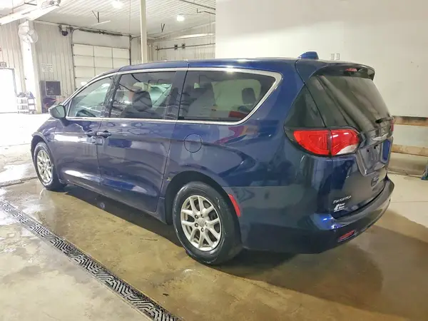 2C4RC1CG0HR665396 2017 CHRYSLER PACIFICA - Image 2