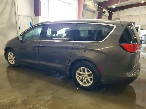 2C4RC1CG0HR815958 2017 CHRYSLER PACIFICA - Image 2