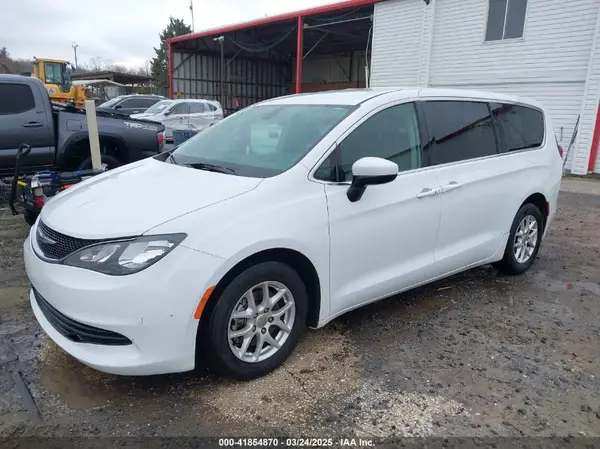 2C4RC1CG0JR235048 2018 CHRYSLER PACIFICA - Image 2