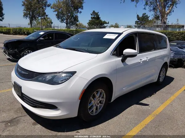 2C4RC1CG0KR555021 2019 CHRYSLER PACIFICA - Image 2