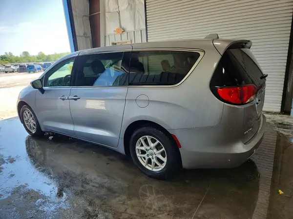 2C4RC1CG1HR501624 2017 CHRYSLER PACIFICA - Image 2