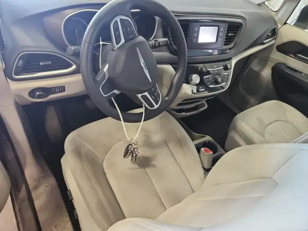 2C4RC1CG1HR537250 2017 CHRYSLER PACIFICA - Image 8