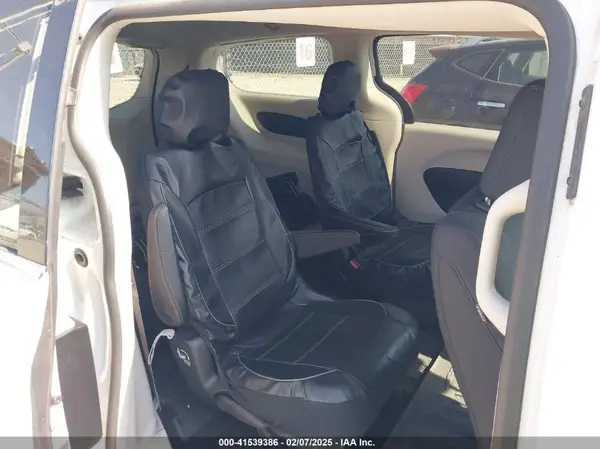 2C4RC1CG1HR725671 2017 CHRYSLER PACIFICA - Image 8