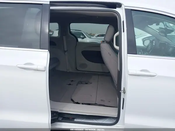2C4RC1CG1HR837161 2017 CHRYSLER PACIFICA - Image 8