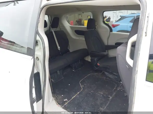 2C4RC1CG1JR111760 2018 CHRYSLER PACIFICA - Image 8