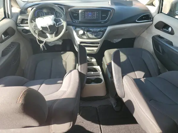 2C4RC1CG2HR565865 2017 CHRYSLER PACIFICA - Image 8
