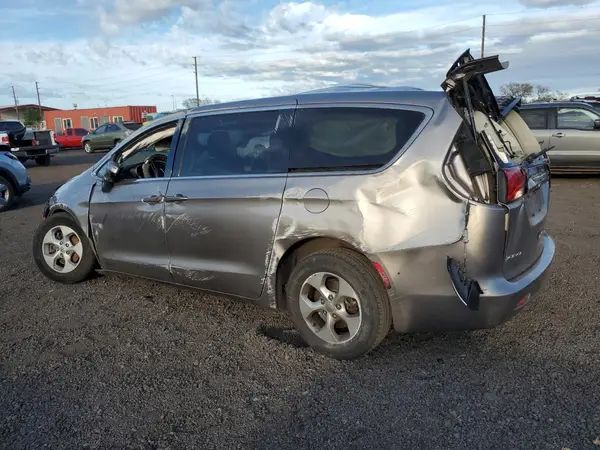 2C4RC1CG2HR571973 2017 CHRYSLER PACIFICA - Image 2