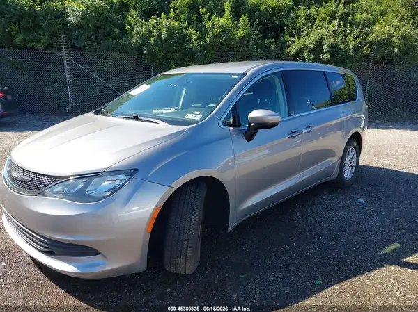 2C4RC1CG2HR628432 2017 CHRYSLER PACIFICA - Image 2