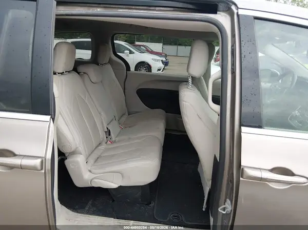 2C4RC1CG2HR655209 2017 CHRYSLER PACIFICA - Image 8