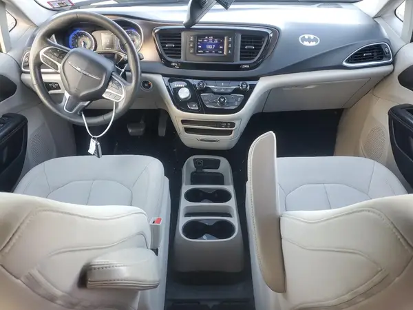2C4RC1CG2HR657784 2017 CHRYSLER PACIFICA - Image 8