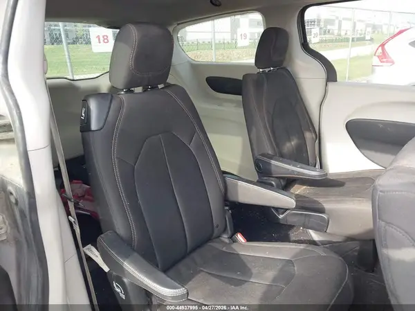 2C4RC1CG2HR823740 2017 CHRYSLER PACIFICA - Image 8
