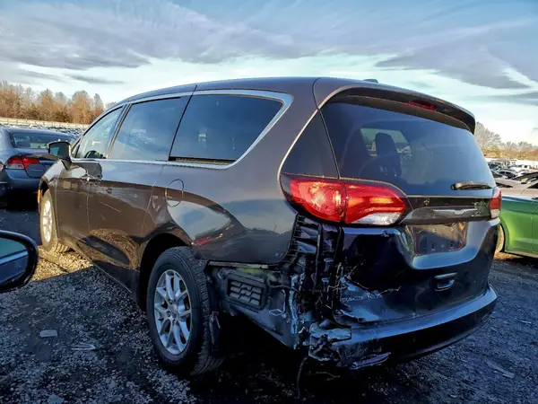 2C4RC1CG2JR113694 2018 CHRYSLER PACIFICA - Image 2