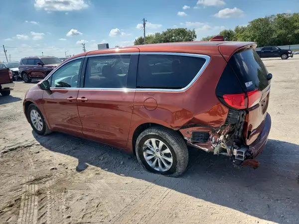2C4RC1CG2JR157016 2018 CHRYSLER PACIFICA - Image 2