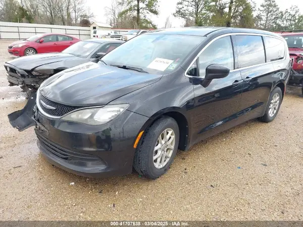 2C4RC1CG3HR502922 2017 CHRYSLER PACIFICA - Image 2