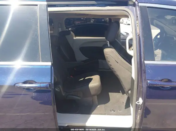 2C4RC1CG3HR609209 2017 CHRYSLER PACIFICA - Image 8