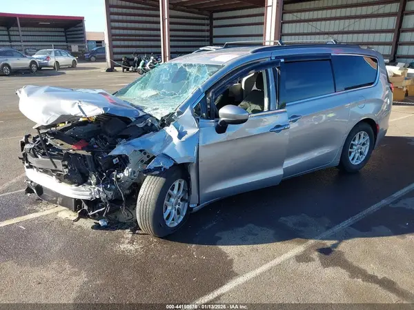 2C4RC1CG3HR665554 2017 CHRYSLER PACIFICA - Image 2