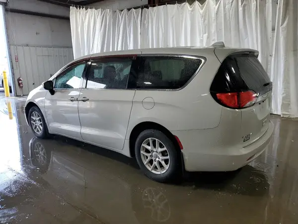 2C4RC1CG3HR723050 2017 CHRYSLER PACIFICA - Image 2