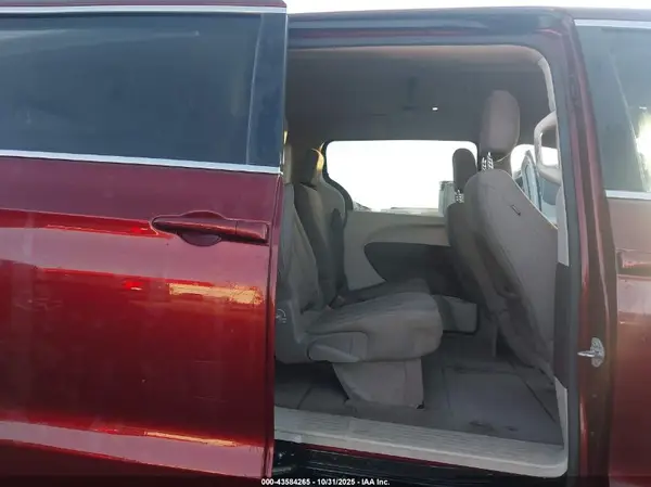 2C4RC1CG3JR106267 2018 CHRYSLER PACIFICA - Image 8