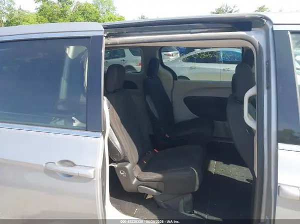 2C4RC1CG3JR130097 2018 CHRYSLER PACIFICA - Image 8