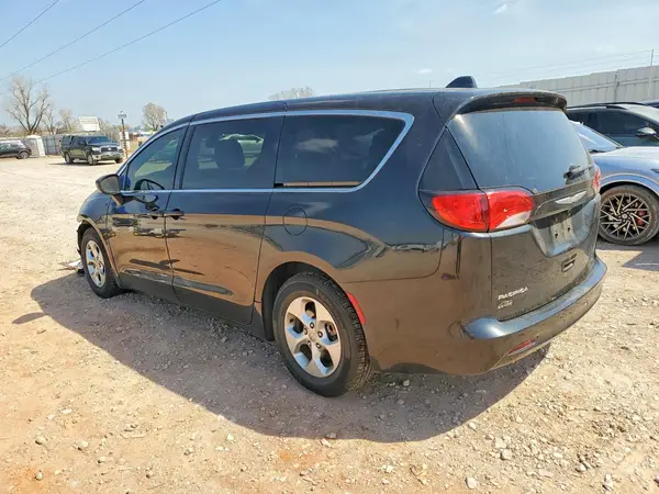 2C4RC1CG4HR511015 2017 CHRYSLER PACIFICA - Image 2